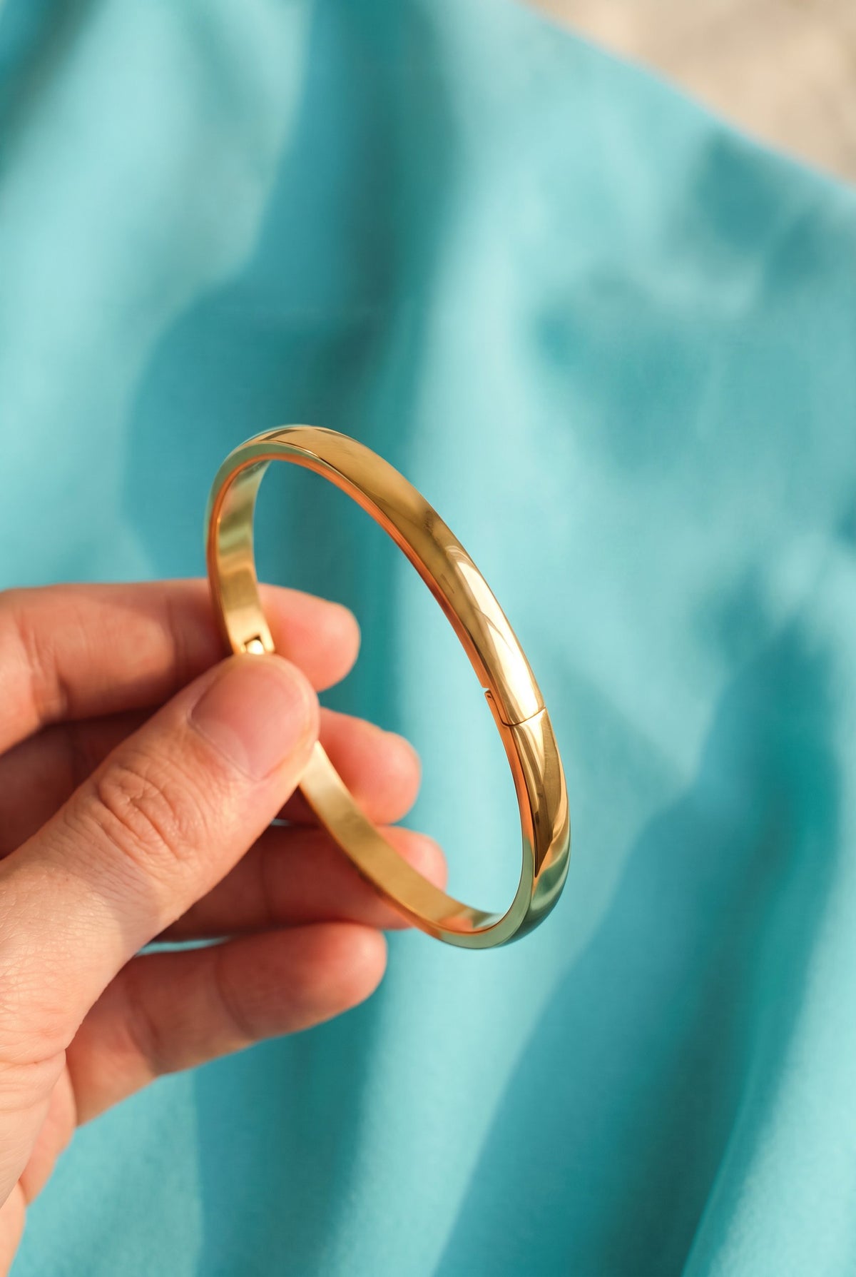 Bold Hinge Bangle