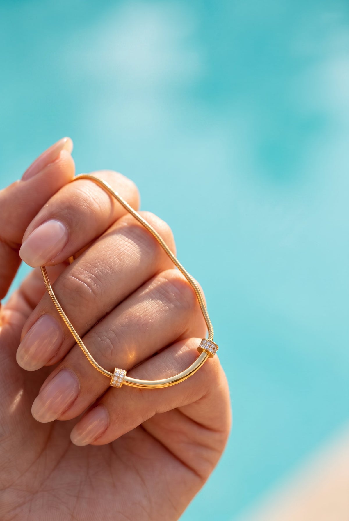 Curved Spark Bar Necklace