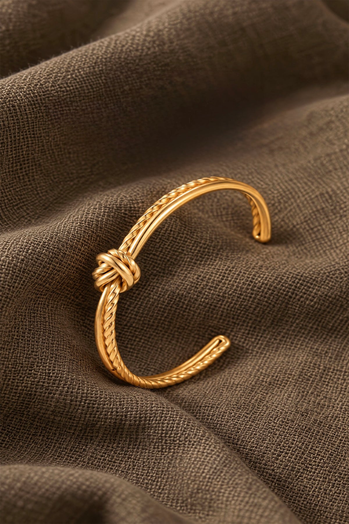 Golden Knot Cuff | Waterproof Gold Plated Stainless Steel