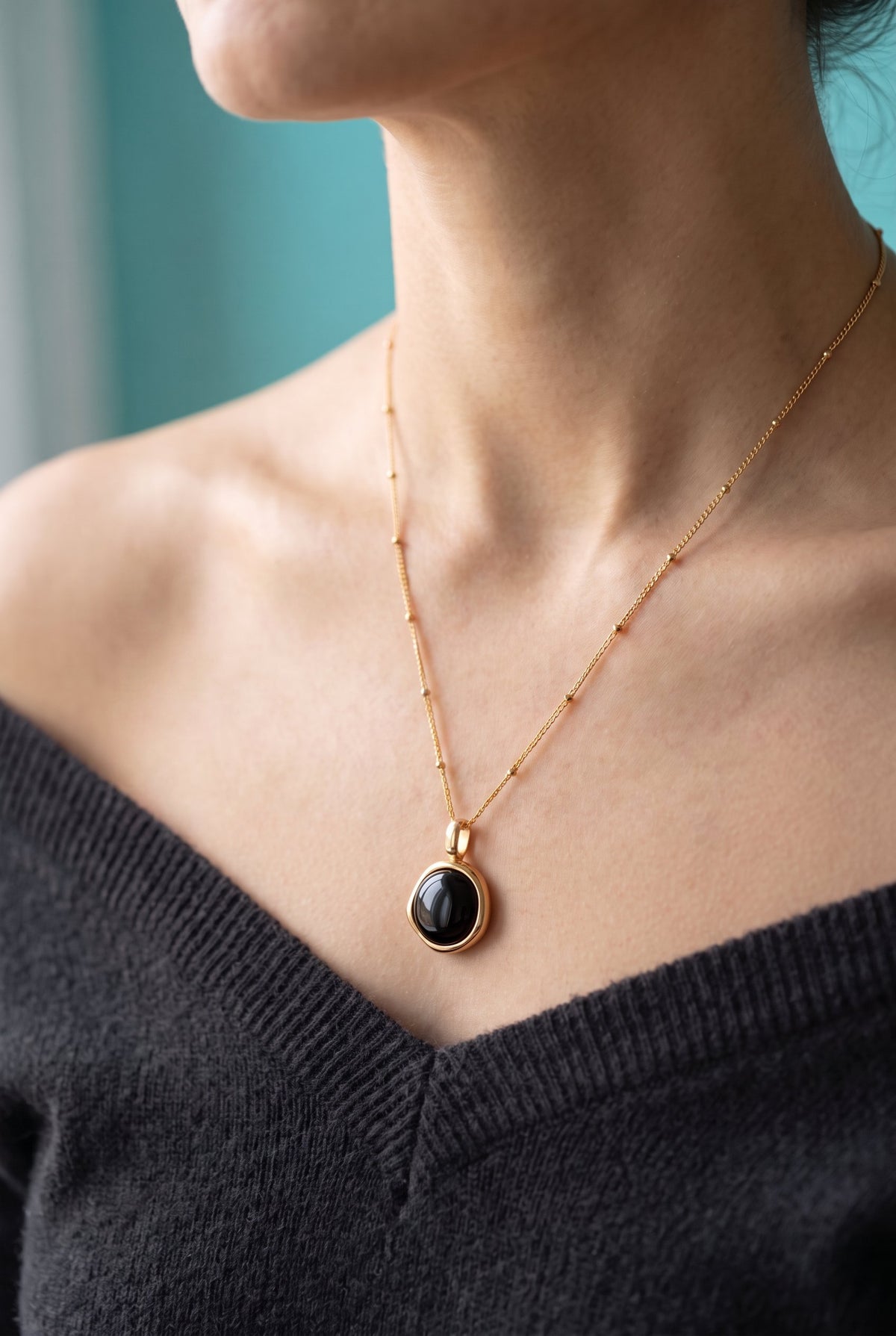 Midnight Agate Circle Necklace
