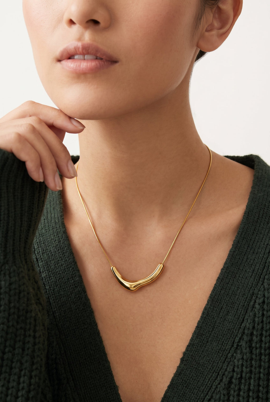 Curve Statement Necklace | 18K Gold Plated Sterling Silver