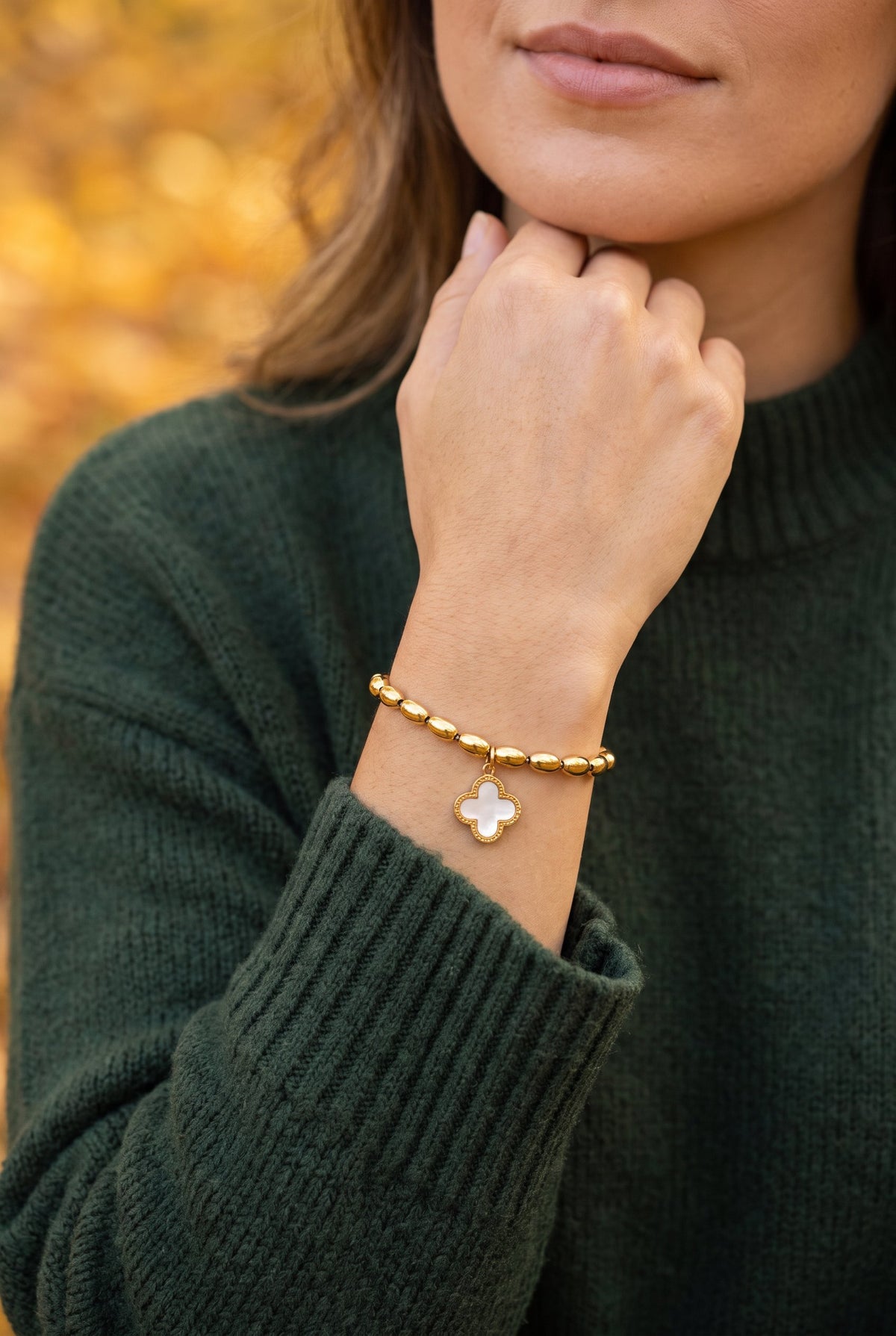 Lucky Clover Reversible Beaded Bracelet | Waterproof Gold Plated Stainless Steel & Mother of Pearl