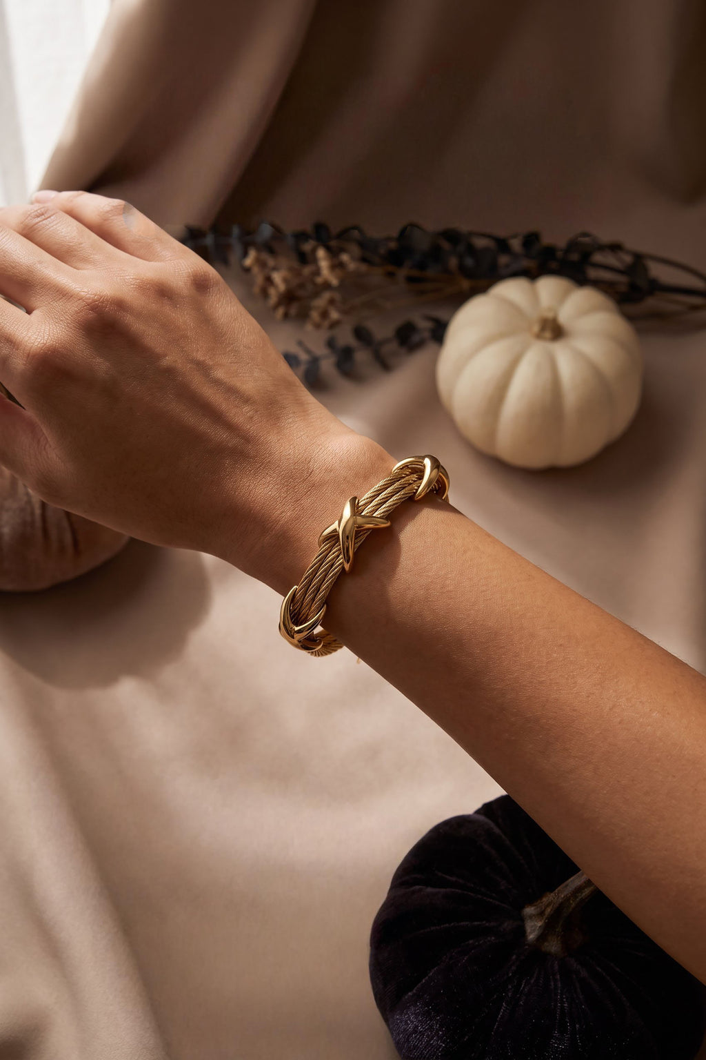 Cross Knot Cable Bracelet | Gold Plated Stainless Steel
