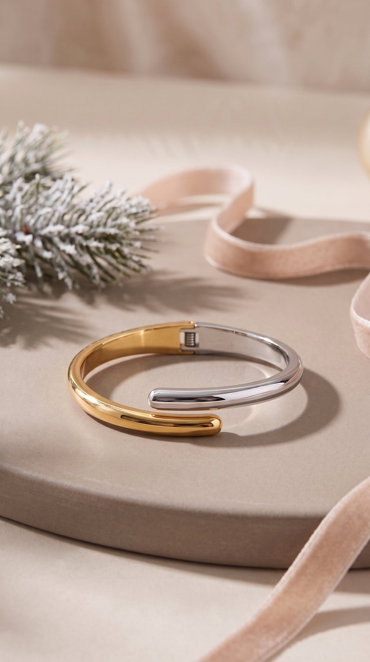 Duality Bypass Cuff | 18K Gold Plated Stainless Steel