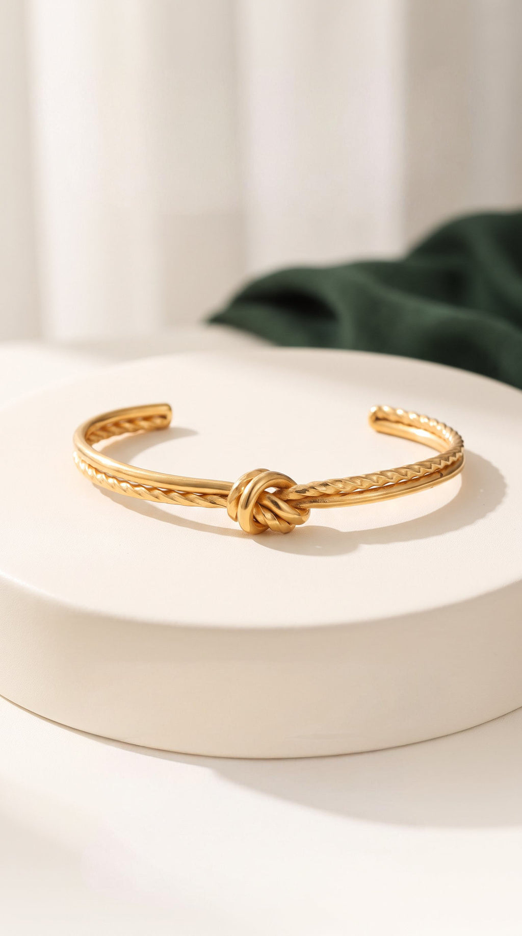 Golden Knot Cuff | Waterproof Gold Plated Stainless Steel