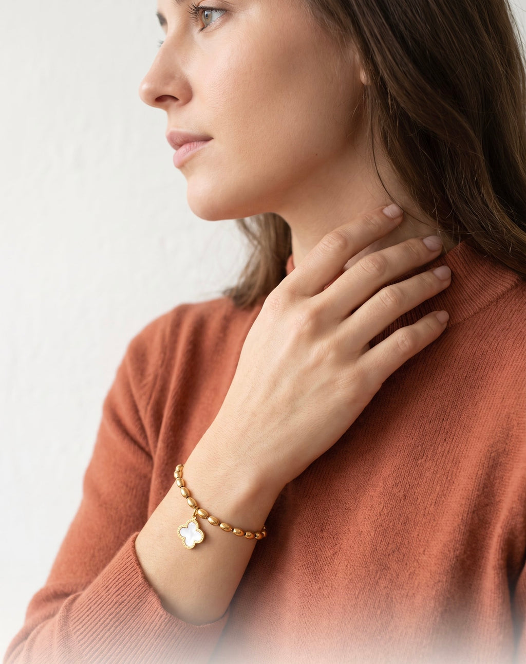 Lucky Clover Reversible Beaded Bracelet | Waterproof Gold Plated Stainless Steel & Mother of Pearl