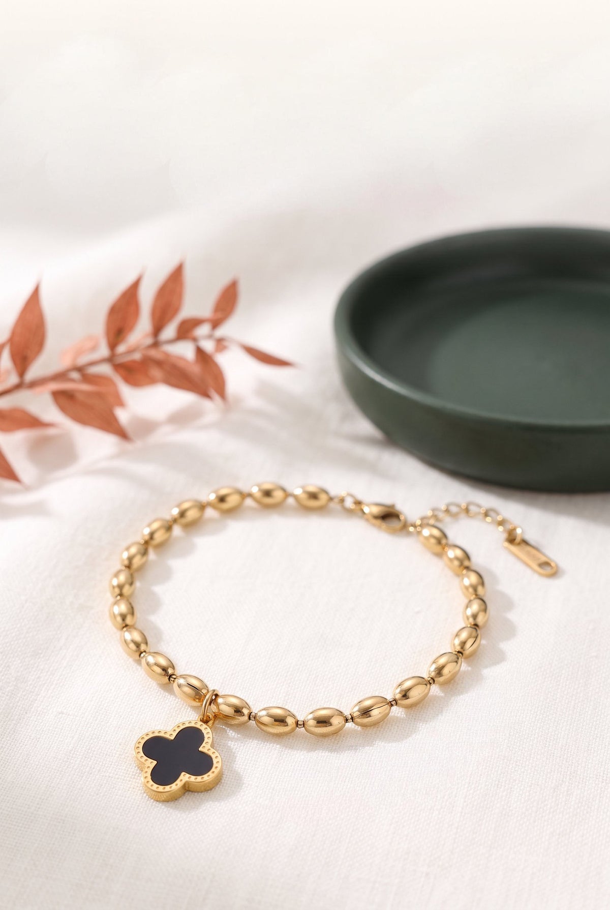Lucky Clover Reversible Beaded Bracelet | Waterproof Gold Plated Stainless Steel & Mother of Pearl