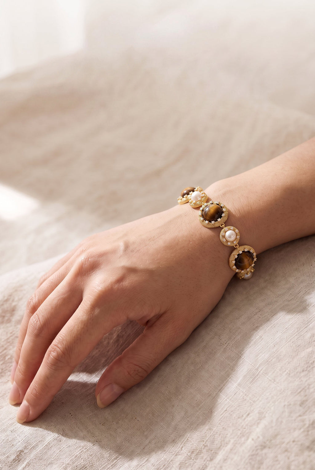 Tiger’s Eye Pearl Wisdom Bracelet | Gold Plated Brass, Gemstones & Pearl