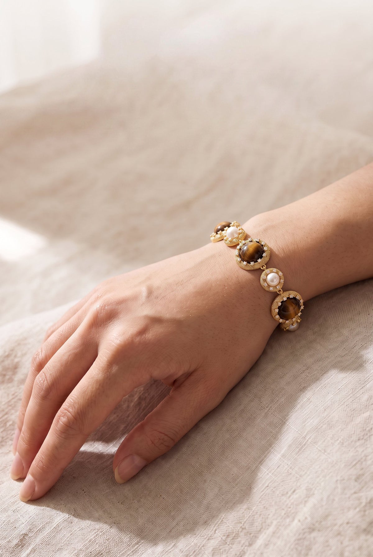 Tiger’s Eye Pearl Wisdom Bracelet | Gold Plated Brass, Gemstones & Pearl