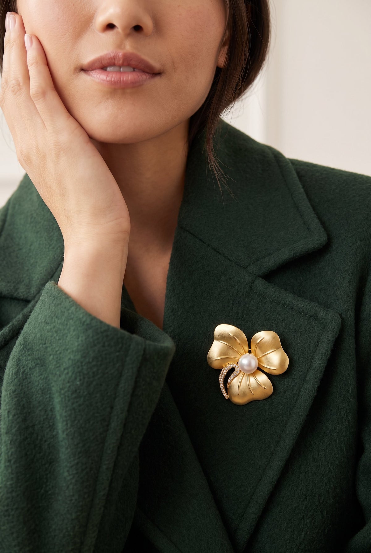 Golden Bloom Brooch – Gold-Plated Zirconia Flower Pin