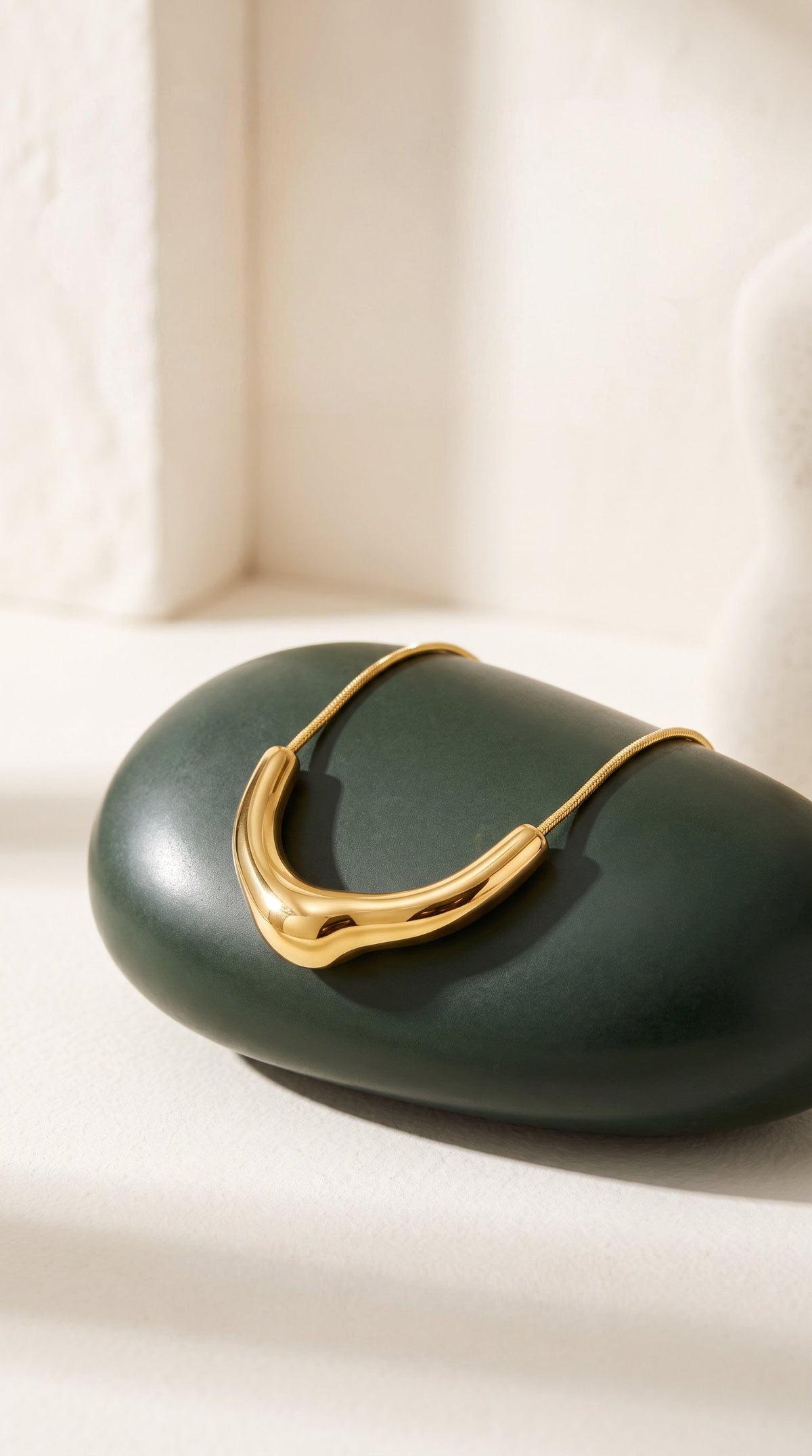 Curve Statement Necklace | 18K Gold Plated Sterling Silver