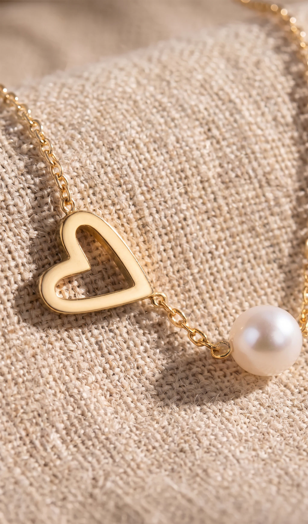Pearl Heart Embrace Necklace | Gold Plated Stainless Steel