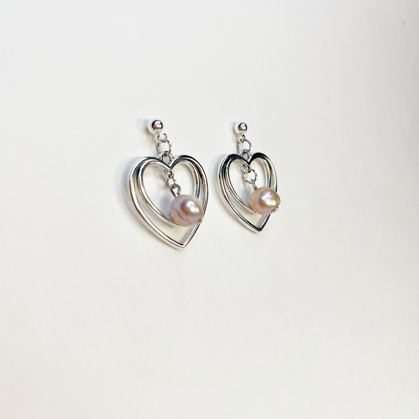 Pearl Hearts Dangle Earrings