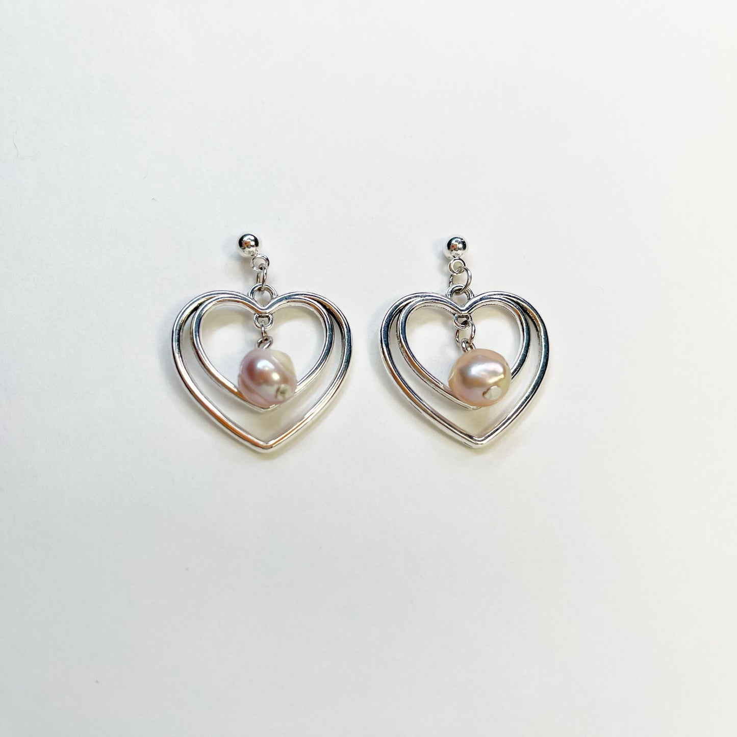 Pearl Hearts Dangle Earrings