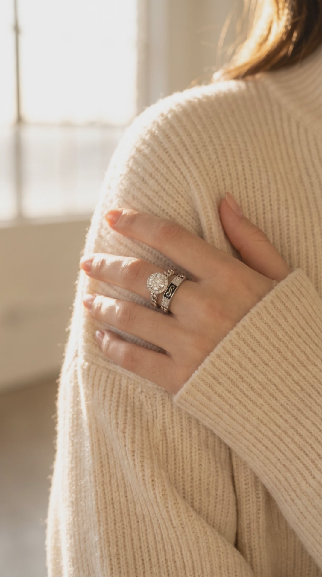 Cosmic Chain Halo Ring