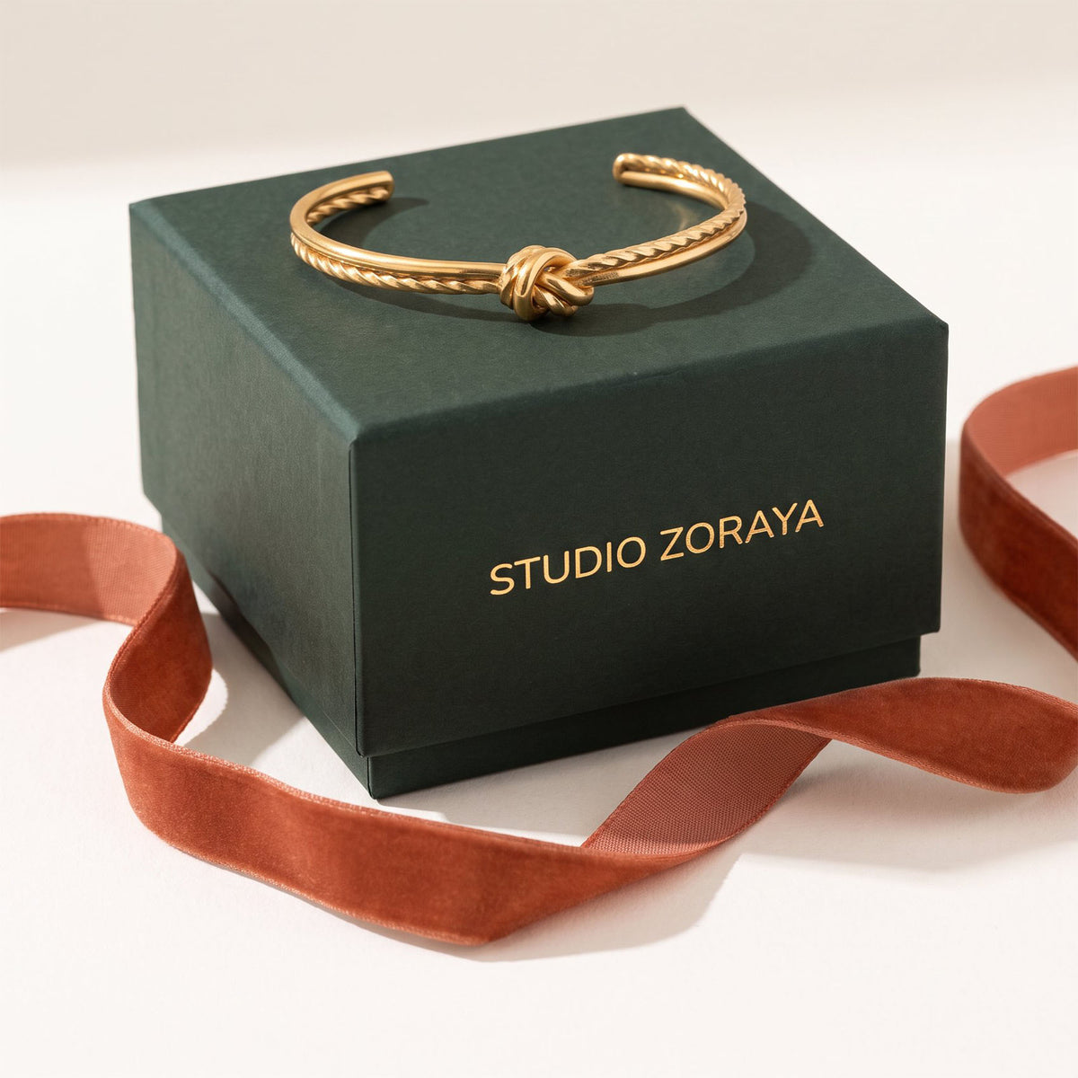 Golden Knot Cuff | Waterproof Gold Plated Stainless Steel